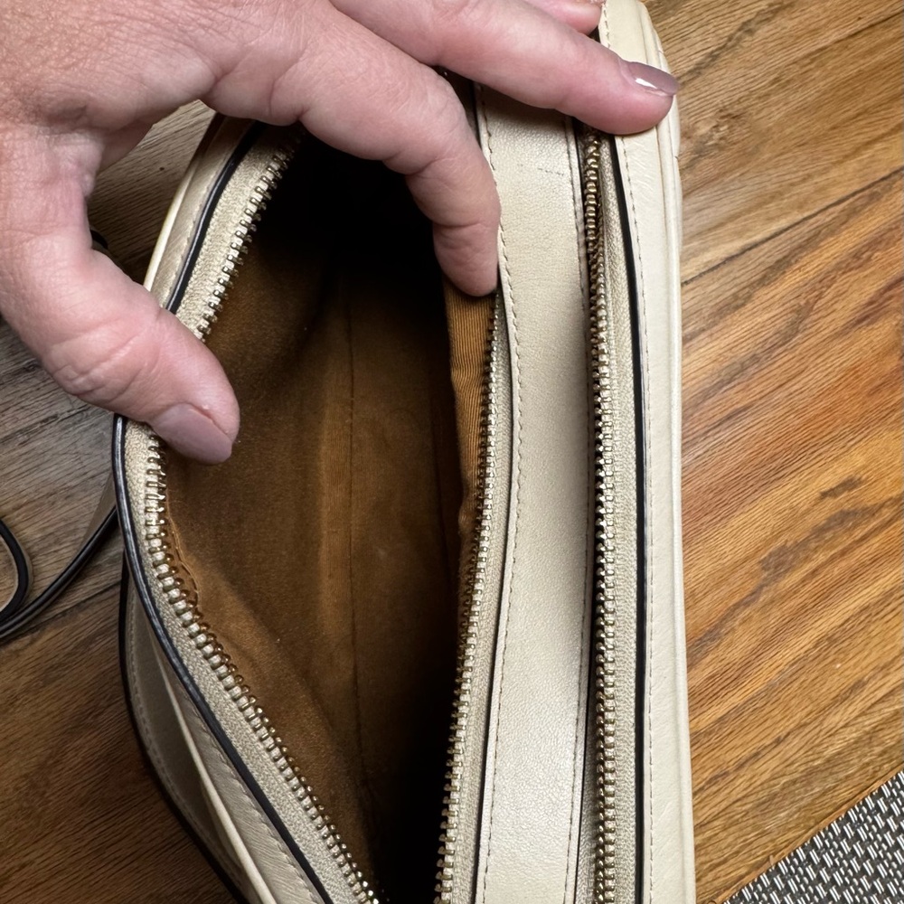 Coach Puffy Linear Quilted Jes Crossbody - Picture 6 of 7